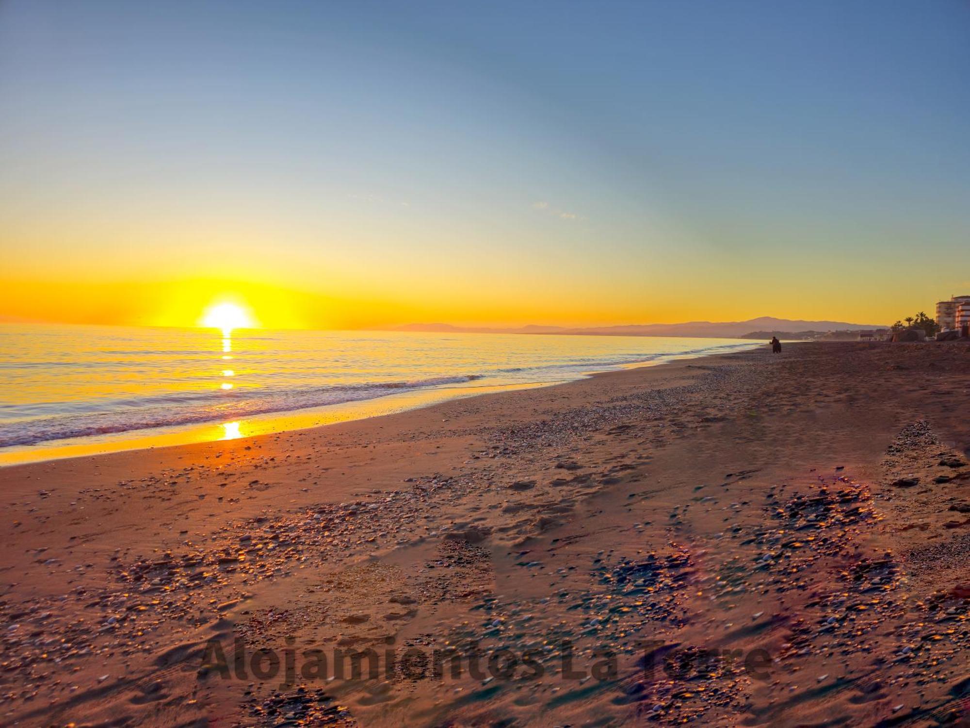 Laguna Beach Premium - Alojamientos La Torre Torrox Ngoại thất bức ảnh