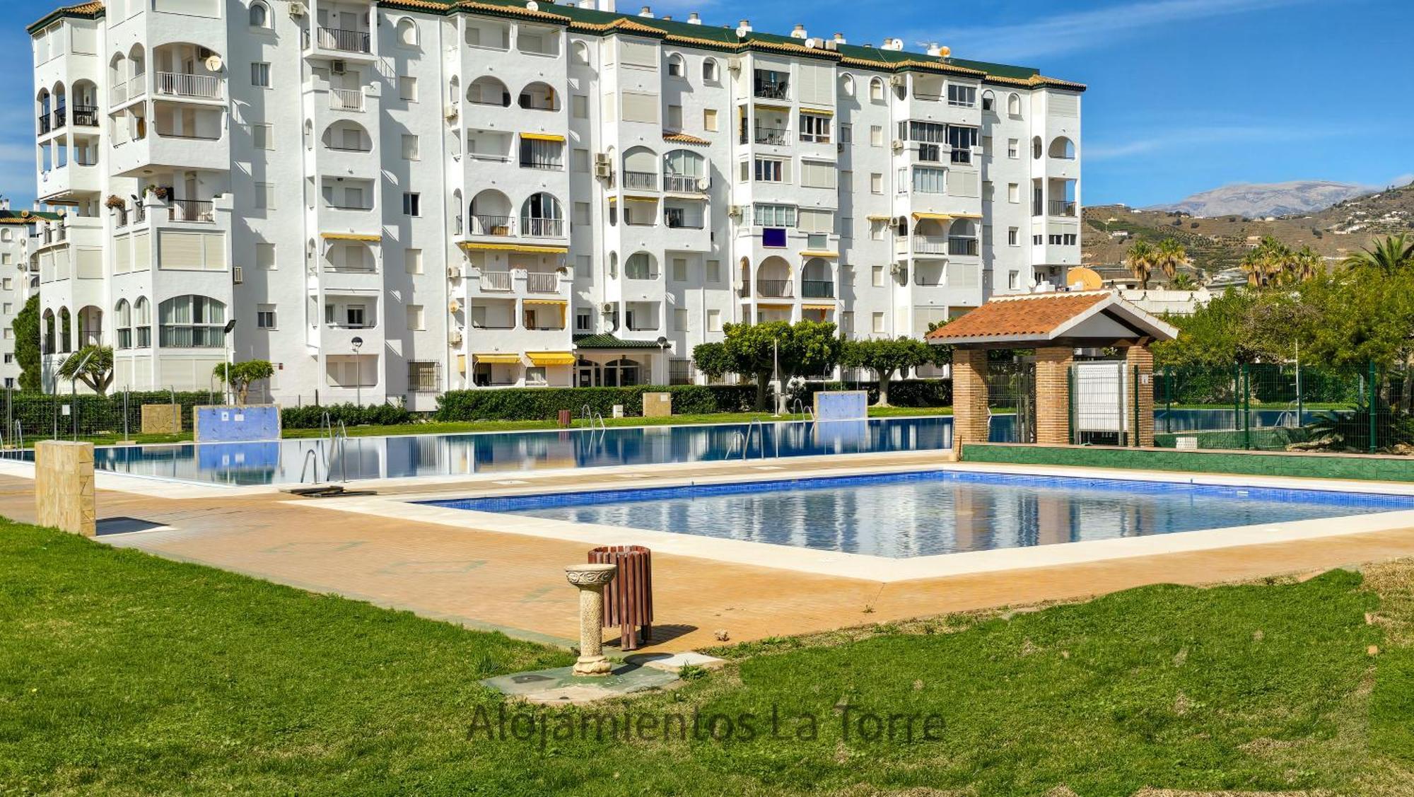 Laguna Beach Premium - Alojamientos La Torre Torrox Ngoại thất bức ảnh
